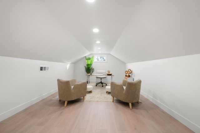 5401 J St, Sacramento, CA 95819