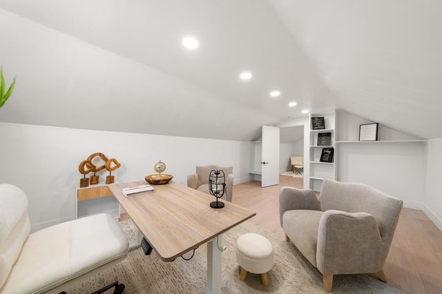 5401 J St, Sacramento, CA 95819