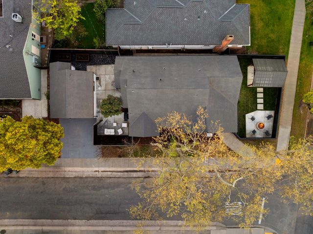 5401 J St, Sacramento, CA 95819