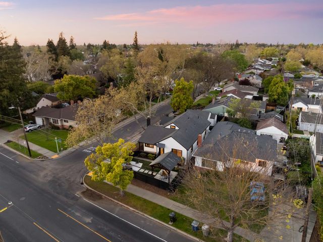 5401 J St, Sacramento, CA 95819