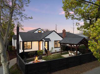 5401 J St, Sacramento, CA 95819