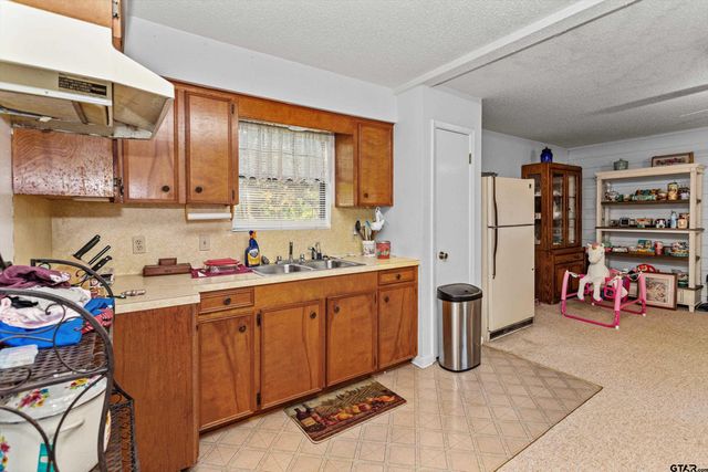 552 W State Highway 7, Crockett, TX 75835