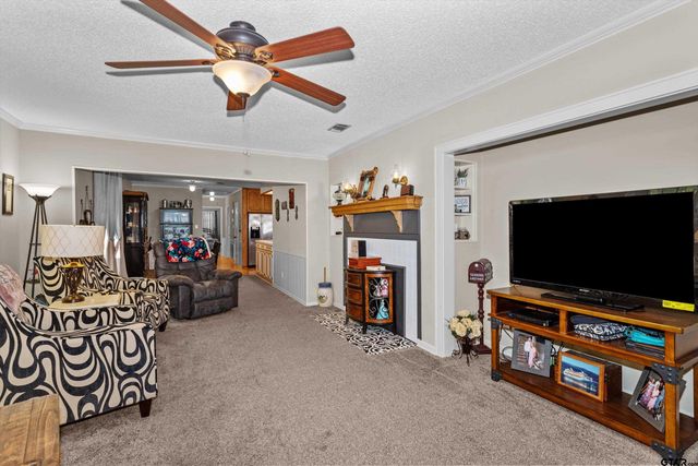 552 W State Highway 7, Crockett, TX 75835