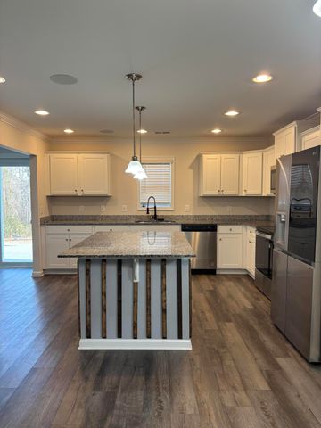 335 Niblick Drive, Sumter, SC 29154