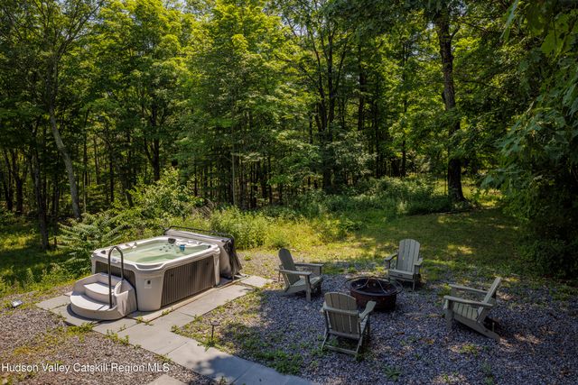 130 Bogart Road, Palenville, NY 12463