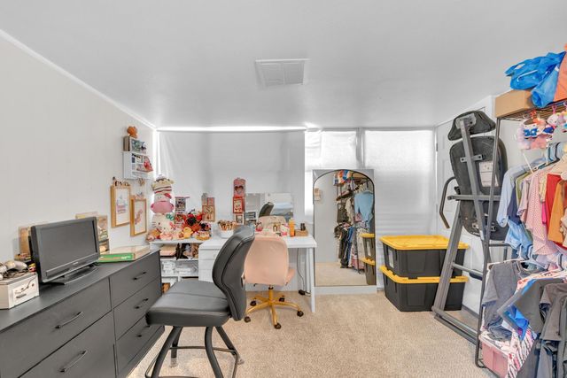 3825 E Mono Street, Fresno, CA 93702