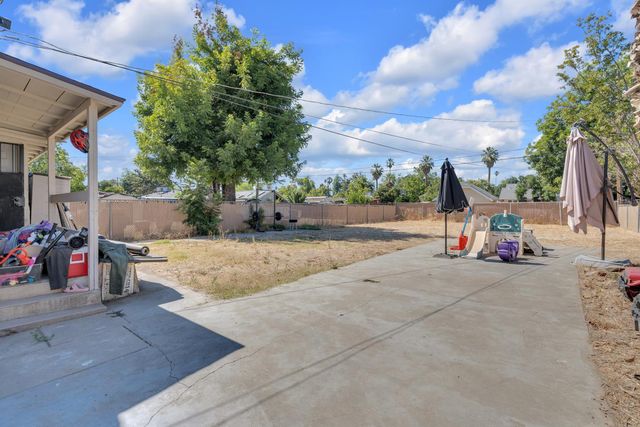 3825 E Mono Street, Fresno, CA 93702