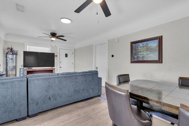 3825 E Mono Street, Fresno, CA 93702