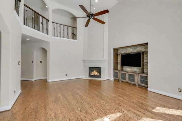 7 Birchwood Park Place, The Woodlands, TX 77382