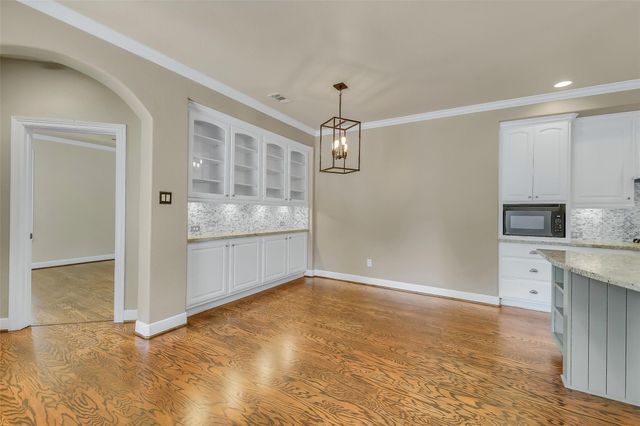 7 Birchwood Park Place, The Woodlands, TX 77382