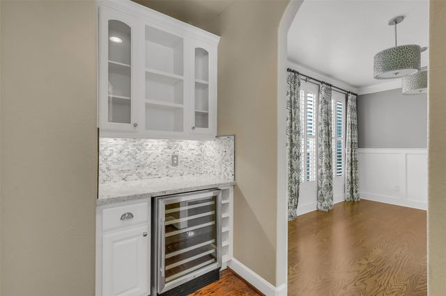 7 Birchwood Park Place, The Woodlands, TX 77382