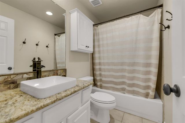 7 Birchwood Park Place, The Woodlands, TX 77382