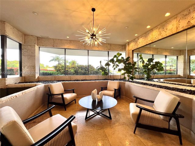 1000 W Island Boulevard 3010, Aventura, FL 33160