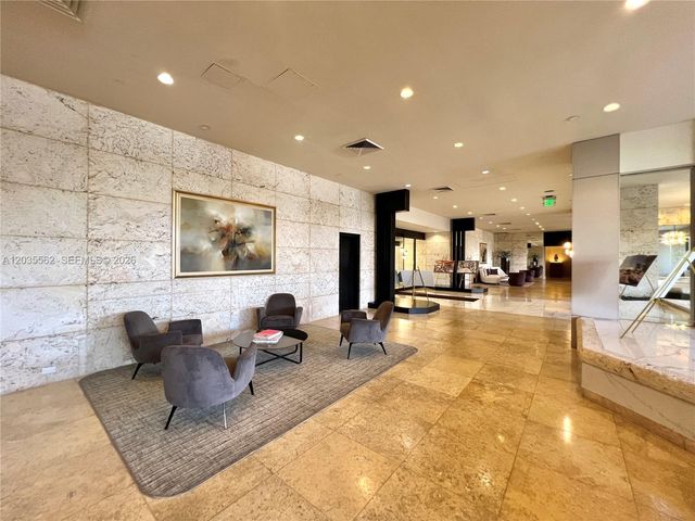 1000 W Island Boulevard 3010, Aventura, FL 33160