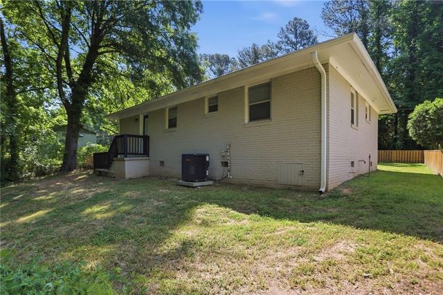 3575 Fairburn Place NW, Atlanta, GA 30331