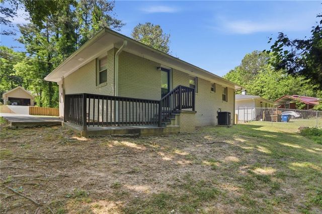 3575 Fairburn Place NW, Atlanta, GA 30331