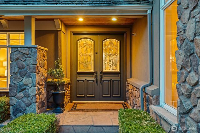 14716 SE 83rd Place, Newcastle, WA 98059