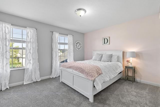 561 Fields Meadow Drive, Sunbury, OH 43074