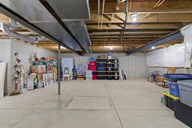 561 Fields Meadow Drive, Sunbury, OH 43074