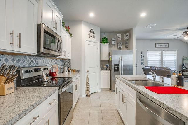 714 Rendyn Way, Cleburne, TX 76033