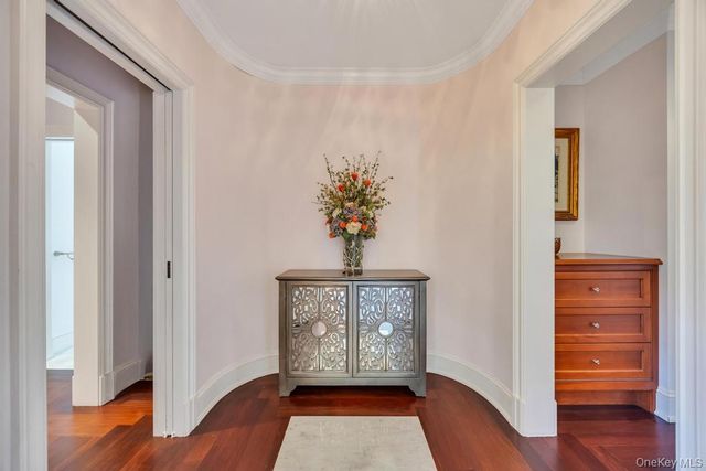 48 Nassau Drive, Great Neck, NY 11021