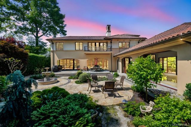 48 Nassau Drive, Great Neck, NY 11021