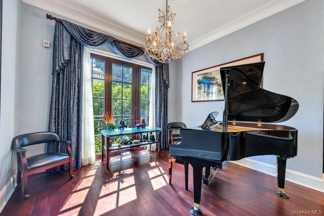 48 Nassau Drive, Great Neck, NY 11021