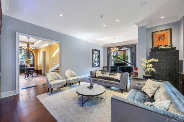 48 Nassau Drive, Great Neck, NY 11021