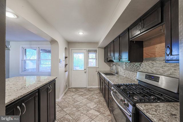 8529 HARRIS, Parkville, MD 21234