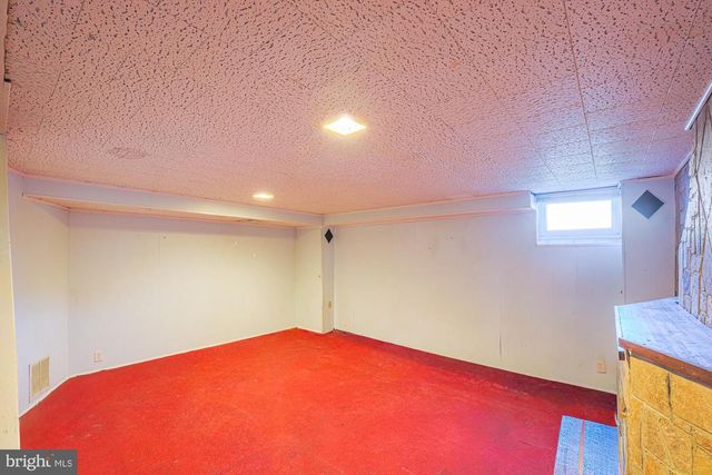 8529 HARRIS, Parkville, MD 21234
