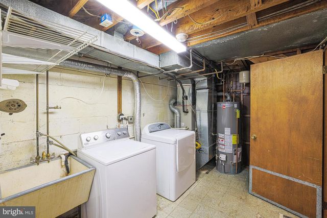 8529 HARRIS, Parkville, MD 21234