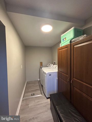 328 S BROWN ST, Lewistown, PA 17044