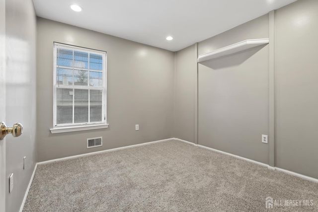 1707 Ridgeview Court, Sayreville, NJ 08859