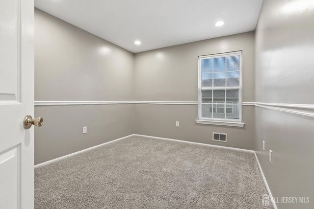 1707 Ridgeview Court, Sayreville, NJ 08859