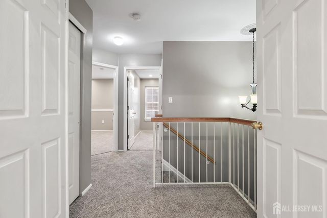 1707 Ridgeview Court, Sayreville, NJ 08859