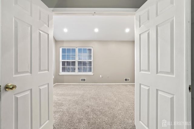 1707 Ridgeview Court, Sayreville, NJ 08859