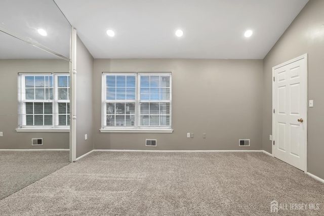 1707 Ridgeview Court, Sayreville, NJ 08859