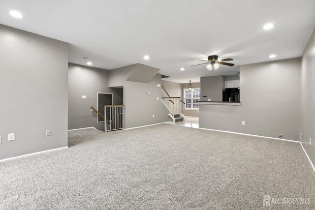 1707 Ridgeview Court, Sayreville, NJ 08859