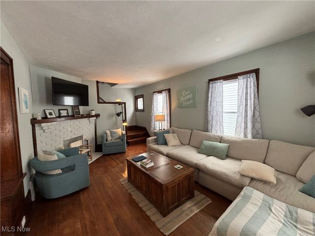 1287 Marlowe Avenue, Lakewood, OH 44107