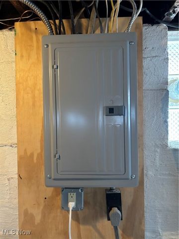 1287 Marlowe Avenue, Lakewood, OH 44107