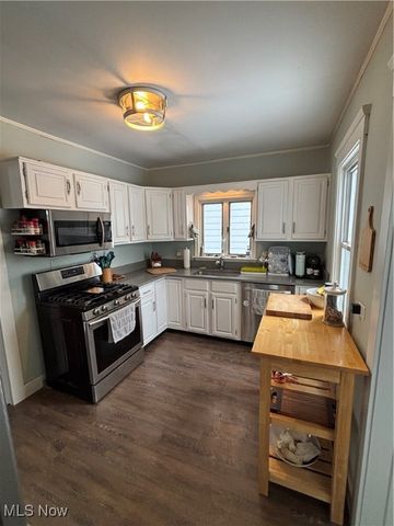 1287 Marlowe Avenue, Lakewood, OH 44107