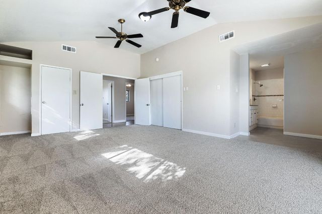 4666 N Zediker Avenue, Sanger, CA 93657