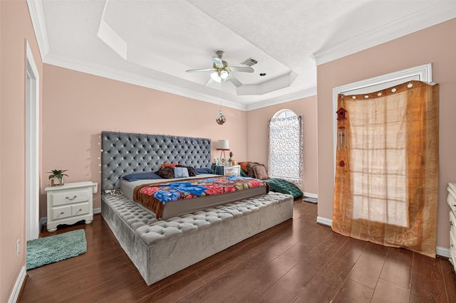11045 Landswalk Drive 122, Houston, TX 77099