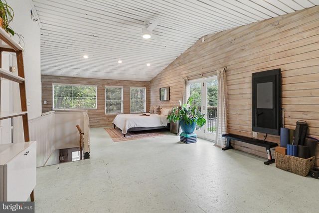 5010 ERBS BRIDGE RD, Mechanicsburg, PA 17050