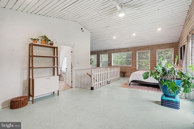 5010 ERBS BRIDGE RD, Mechanicsburg, PA 17050