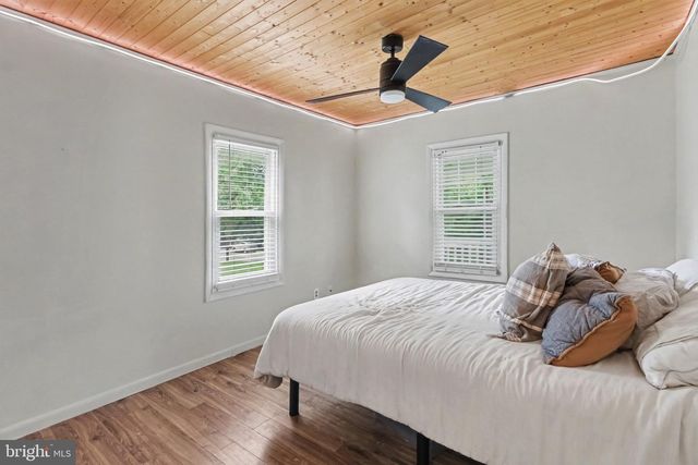 5010 ERBS BRIDGE RD, Mechanicsburg, PA 17050