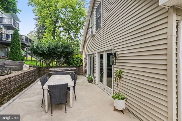 5010 ERBS BRIDGE RD, Mechanicsburg, PA 17050
