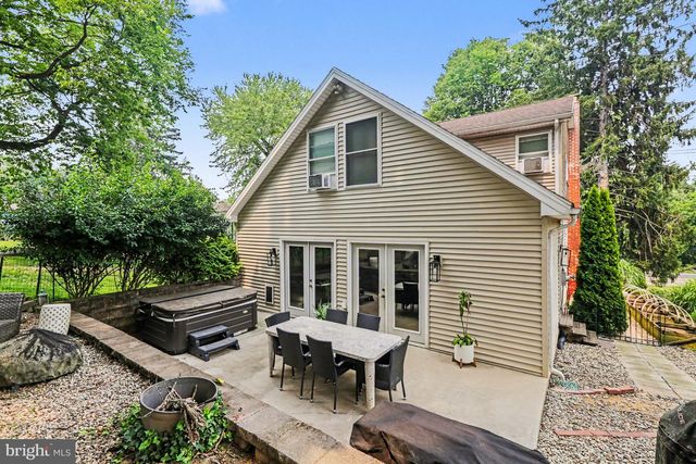 5010 ERBS BRIDGE RD, Mechanicsburg, PA 17050