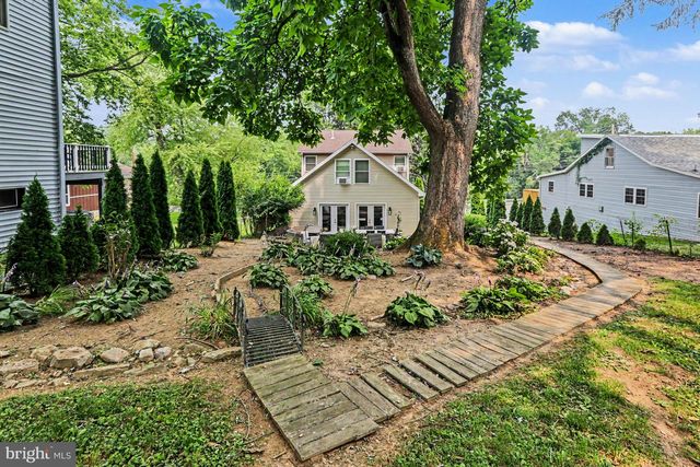5010 ERBS BRIDGE RD, Mechanicsburg, PA 17050
