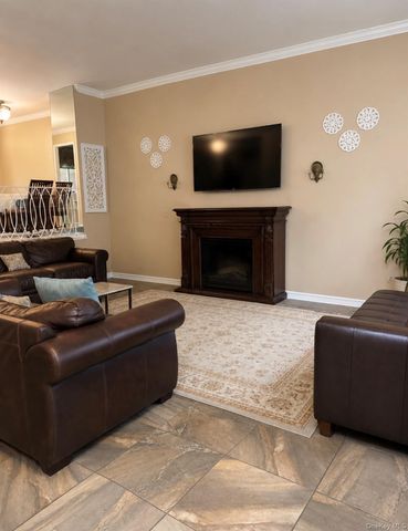 930 Merrick Rd 5, Baldwin, NY 11510